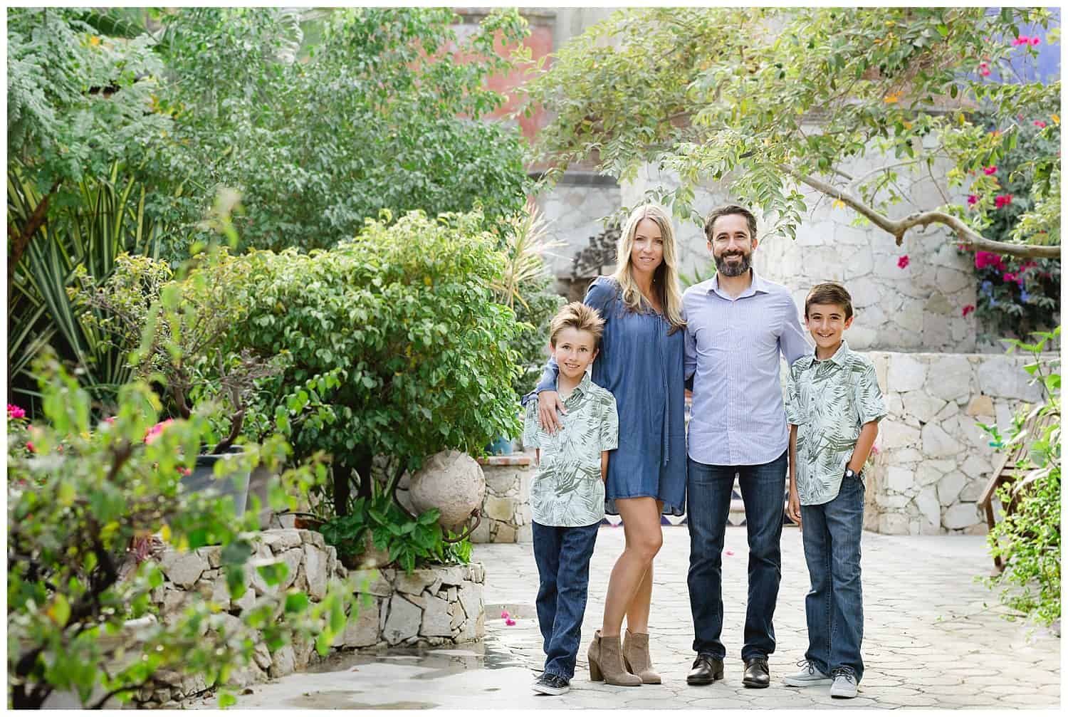 family_photosession_cabo_photographer_sara_richardson